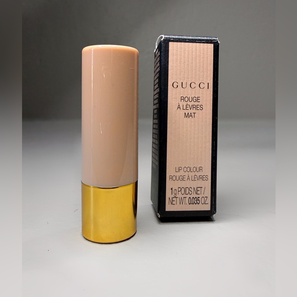 GUCCI Matte Lipstick 208 They Met in Argentina Rouge à Lèvres Mat Lipstick